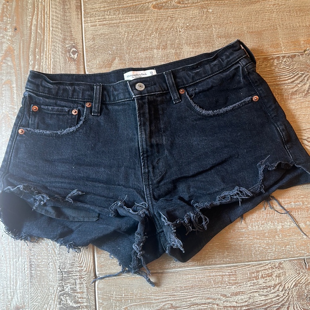 Abercrombie & Fitch The Mom Mid-rise shorts
